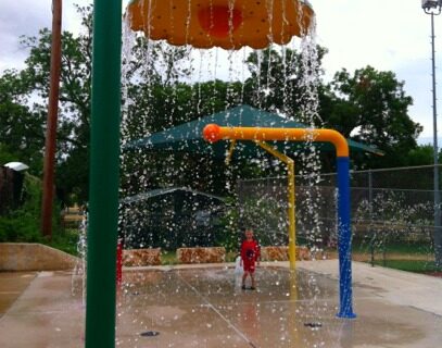 Rosewood Park: Splash Pad, Pool, & Playground
