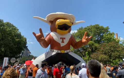 How To Throw the Best Longhorns Tailgate Party Ever