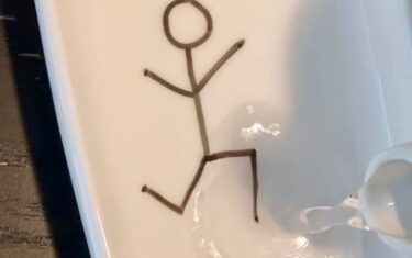 You Have To Try This Trick! How To Make A Dry Erase Drawing Dance In Water