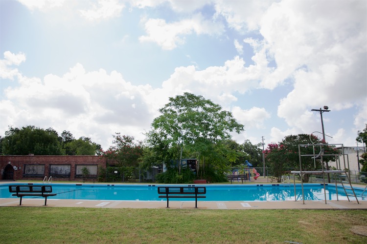 Free Austin Pools - Parque Zaragoza