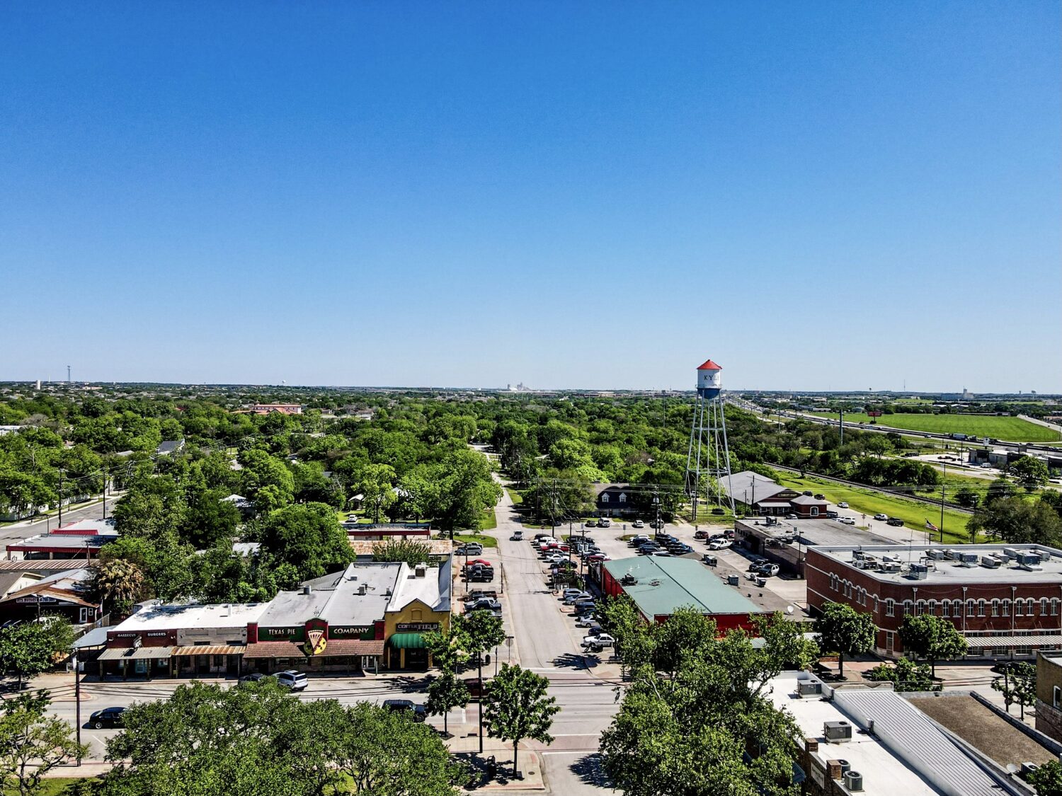 Moving to Kyle, TX in 2023: A Guide to Living in Austin's Southern Neighbor  - Bramlett Residential