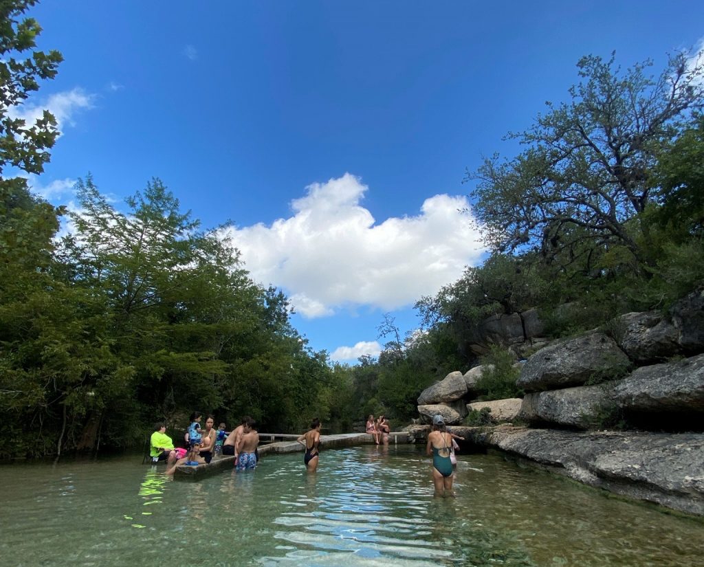 How To Visit Jacob's Well Natural Area in Wimberley, Texas - readysetjetset