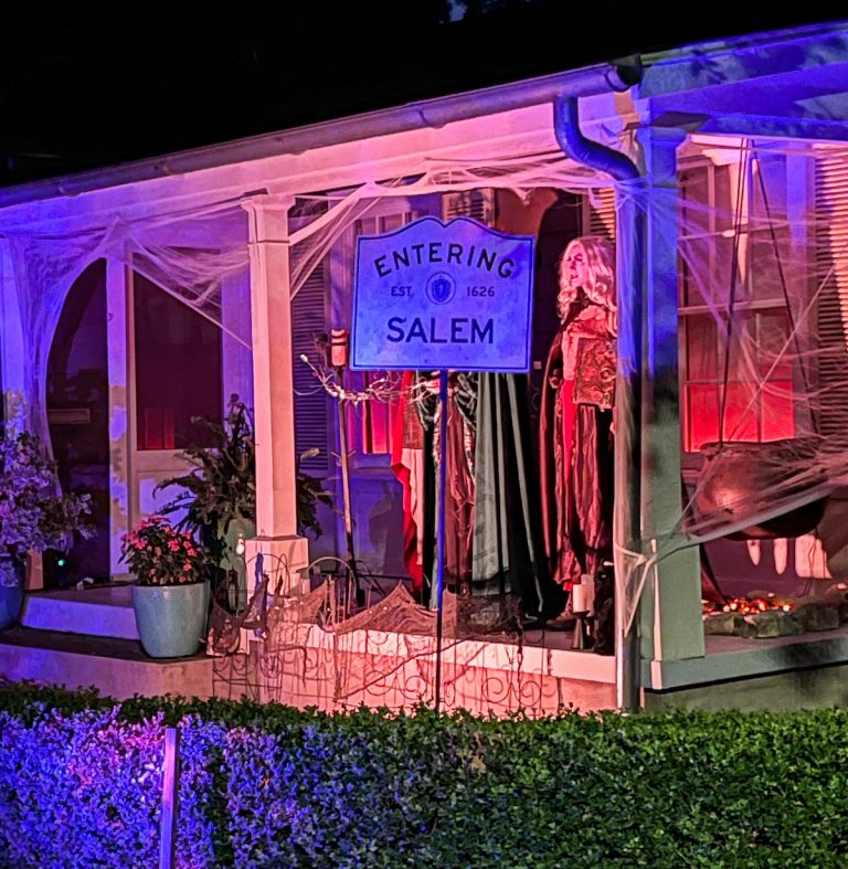 Austin.com Hocus Pocus House Magically Appears In East Austin